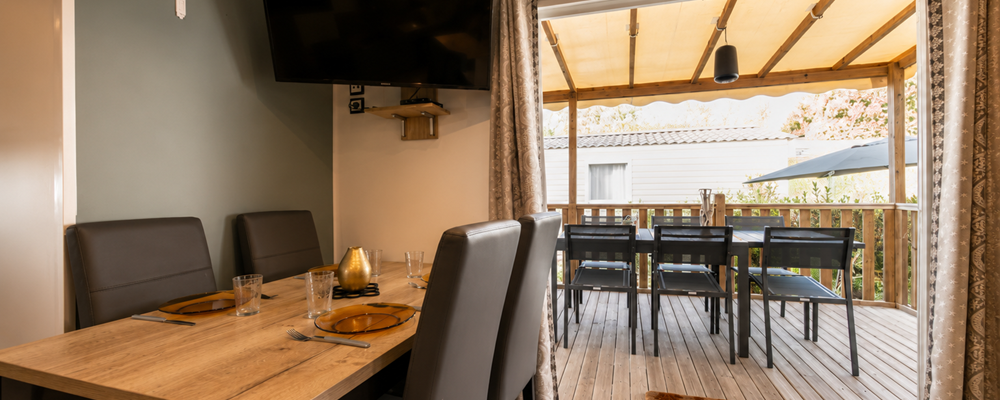 Salle a manger - Le Cocon du Mar Estang.png (8)