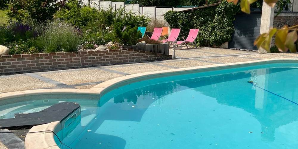 La piscine vue du sud