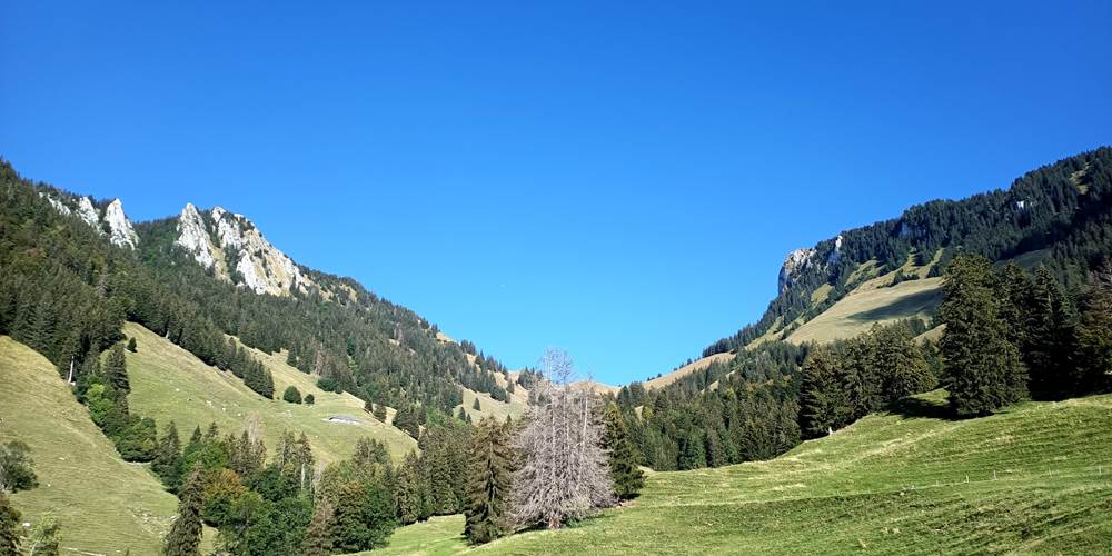 Randonnee au dessus du village