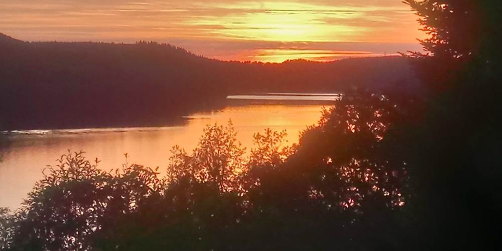 Coucher de soleil sur le lac