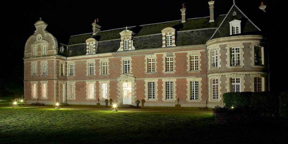 Château de Béhen de nuit