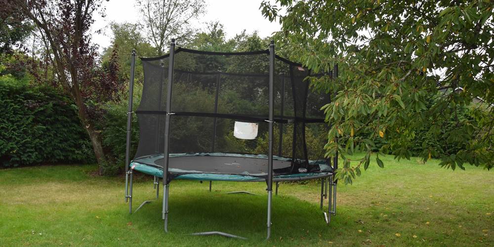 Trampoline