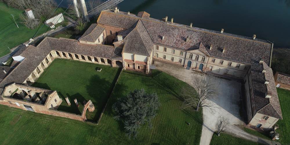 abbaye-de-belleperche-ensemble-©JokerPhotos31