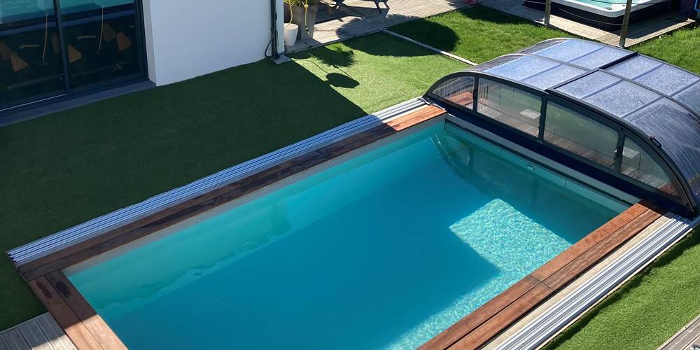 piscine couverte villa charles ashton