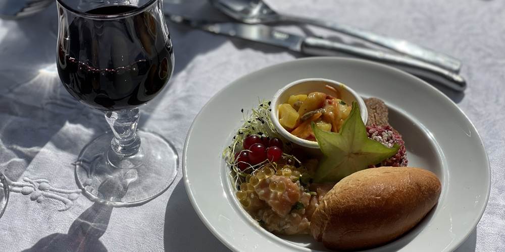 Menu gastronomique Entrée - Plat chaud - Dessert signé Valérie Pons