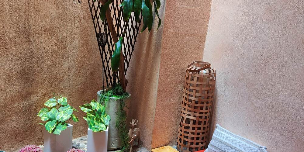 cour intérieure - coin fumeur