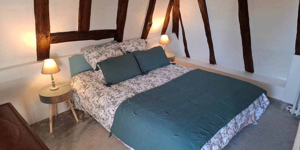 chambre tilleul les-charmes-de-sarlat