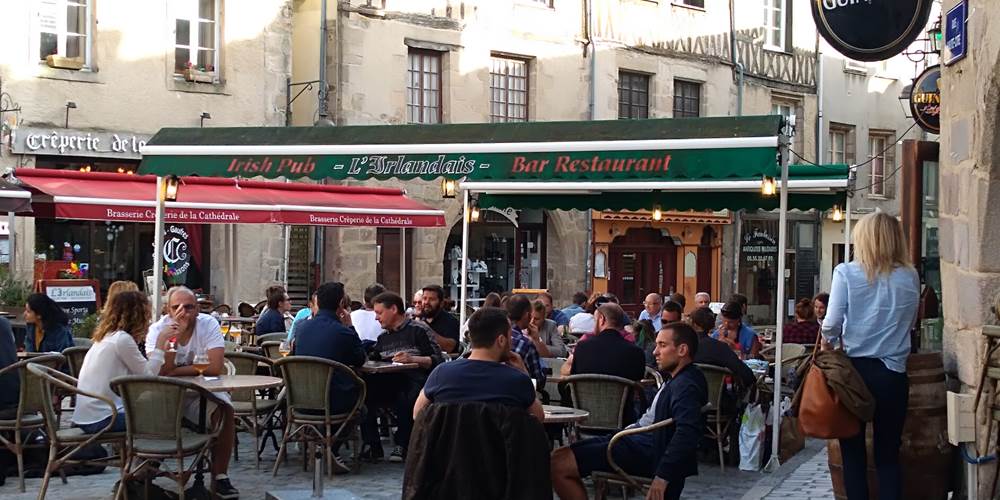 Appart Face au Mail - Place Haute Cite´