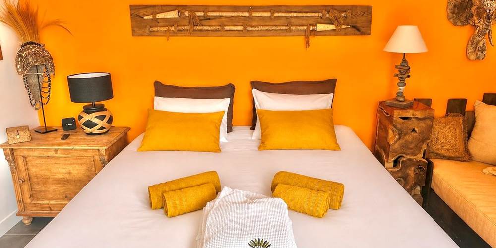 CHAMBRE JAUNE