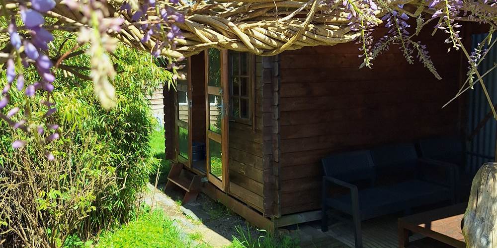 chalet glycine