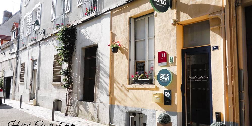 Entrée de l'Hôtel - rue Gudin