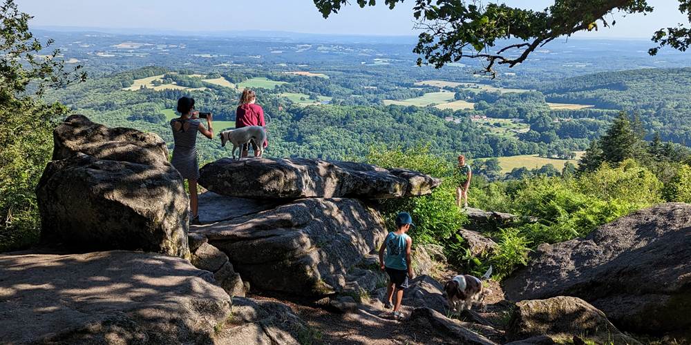 Monts d'Ambazac - Sortie à la Pierre Branlante -  Site naturel en Limousin - Gîte de la Chevêche