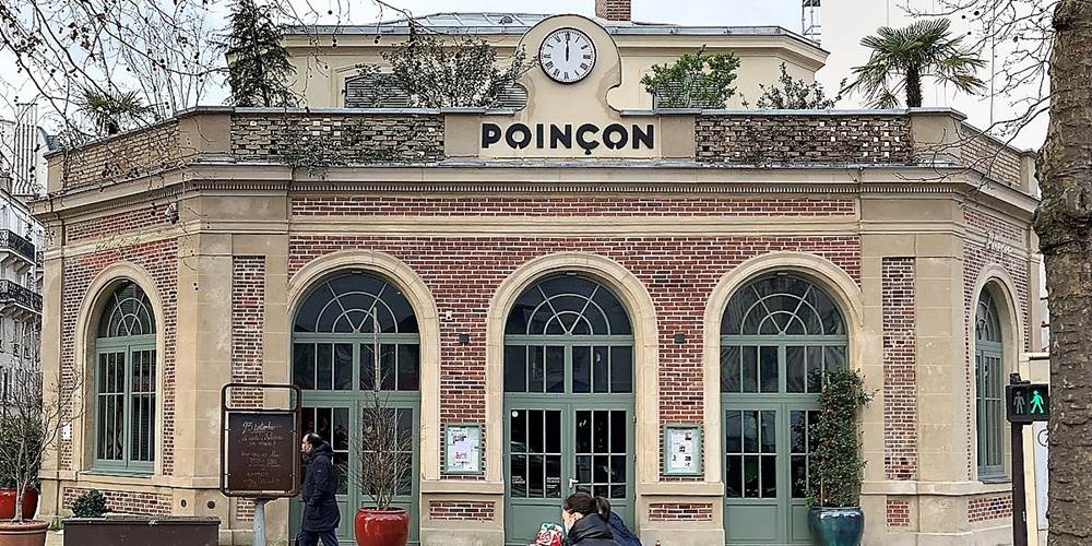 A proximité la gare de Montrouge avec possibilité de promenade sur les voies