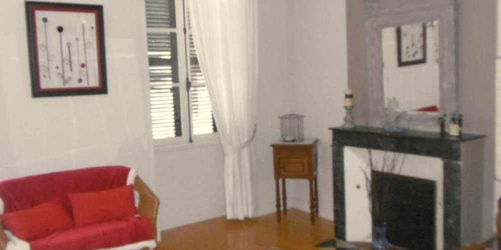 Chambre grand lit 2 personnes