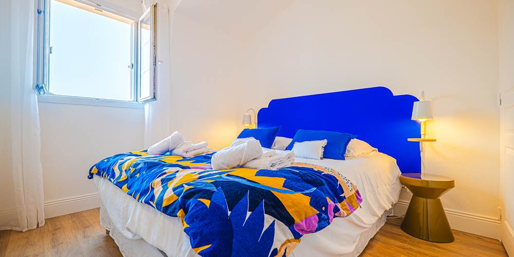 Lit largeur 160cm et sur matelas...faites de beaux rêves !