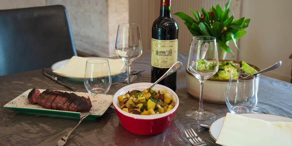 Le repas en table d'hôtes