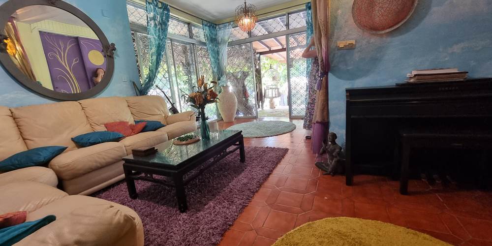 coin salon, chambres Dauphin et Papillon