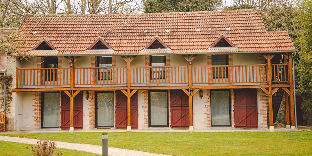 Façade accès aux 4 chambres