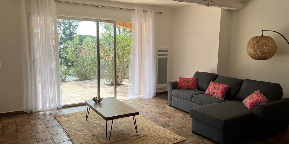 Bright living room, Villa Lou Pantaï holiday rental