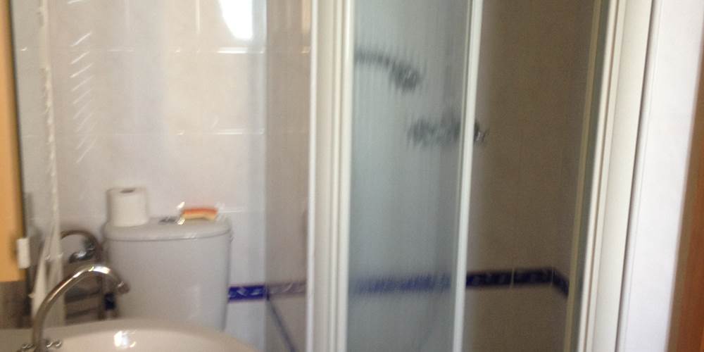 Salle de bain chambre 1