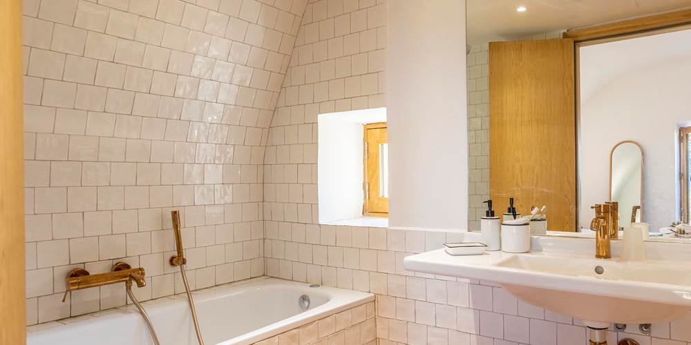 domaine chioso alla chiesa -salle de bain - chambre suite 2