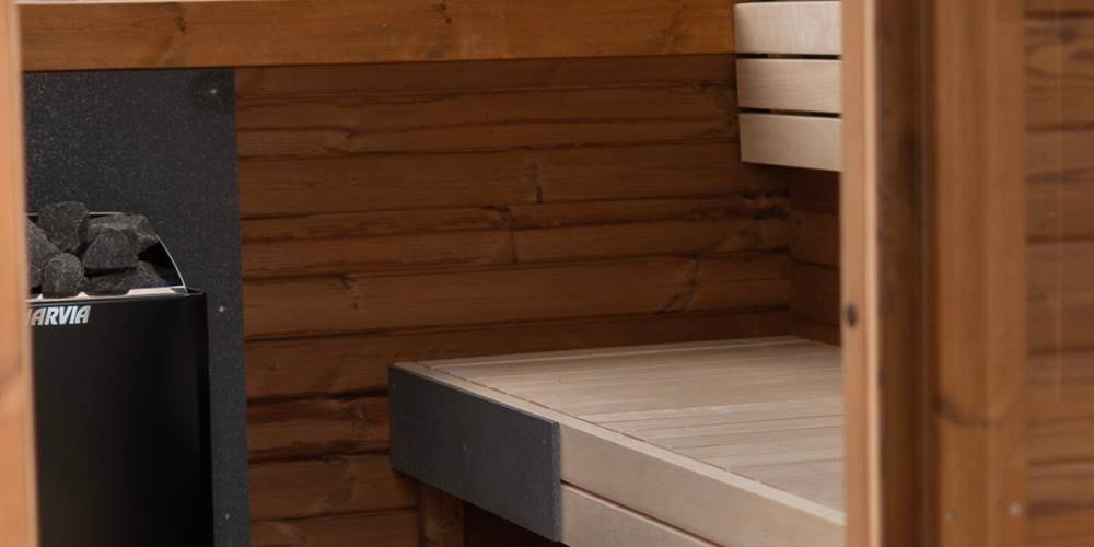 Séance de sauna au calme