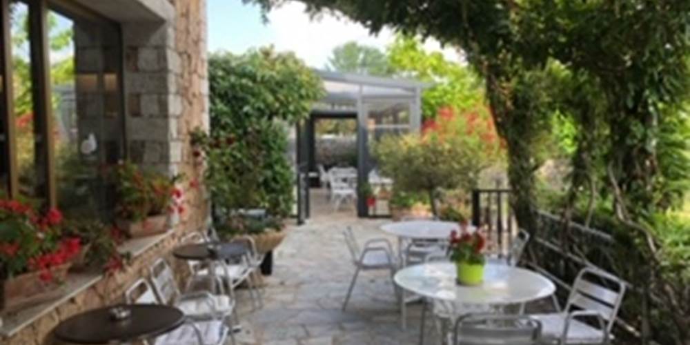 Terrasse ombragée