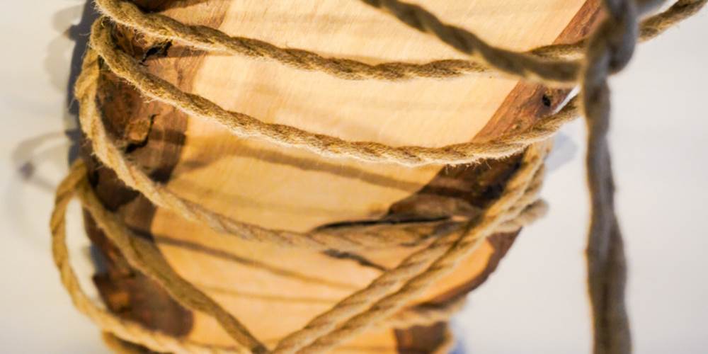 luminaire-bois-corde-artisanal-gite-ocimes-la-bresse