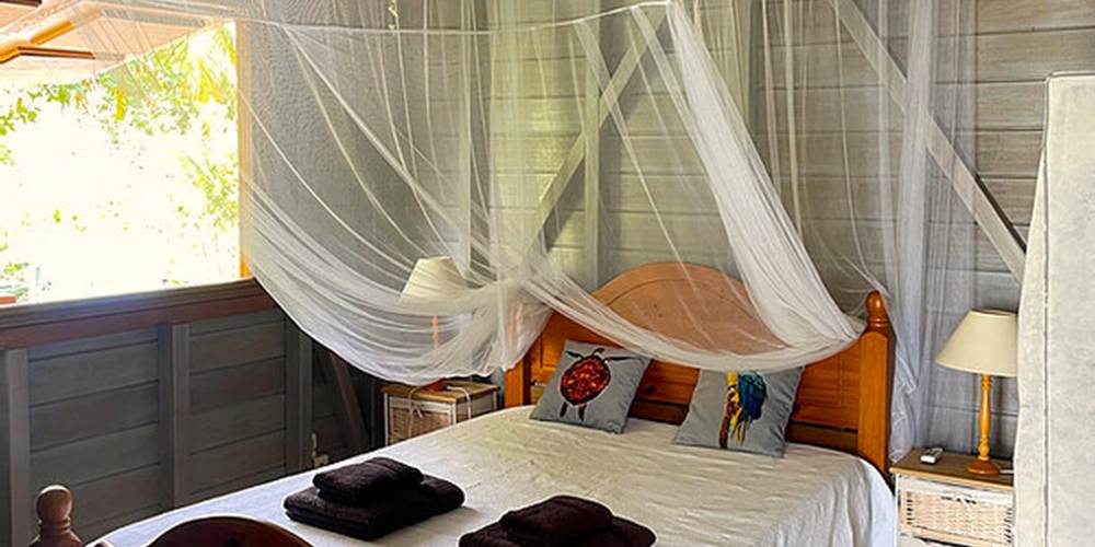 Chambre climatisée ou ventilée avec lit 140 x 190