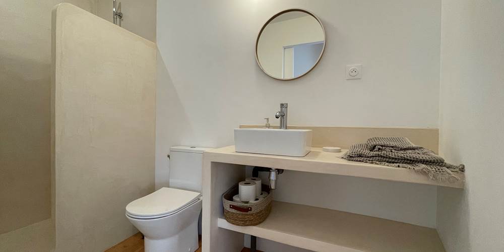 Chambre 1 - salle de bain
