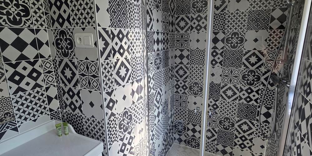 salle de douche de la chambre du parc