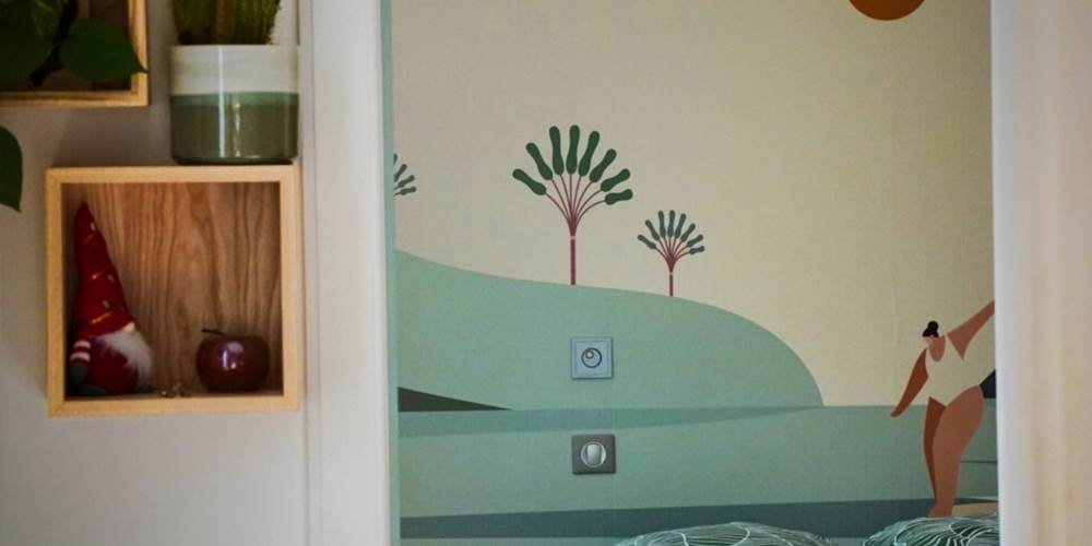 chambre-double-decoration-murale-gite-ocimes-la-bresse