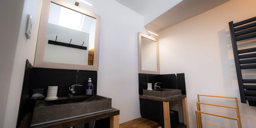 Chambre petite longère: la salle de bain