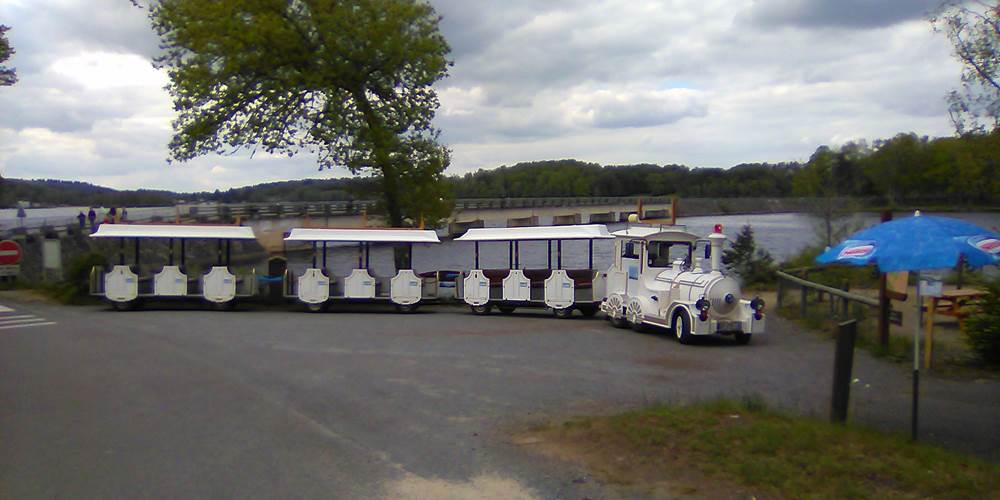 LE PETIT TRAIN