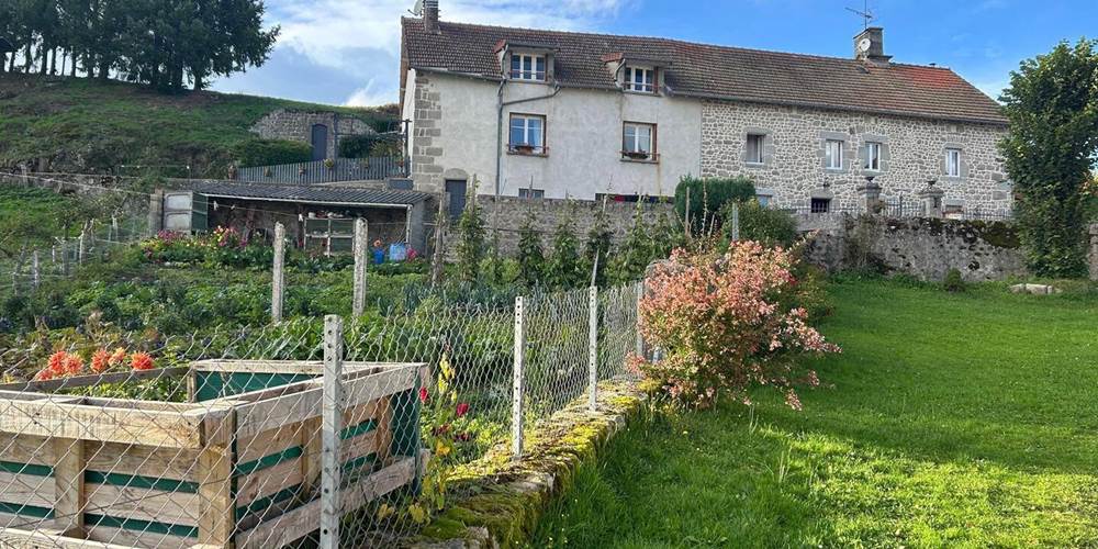 Gite la belle du clocher St pardoux d'arnet proche Crocq Terra Aventura