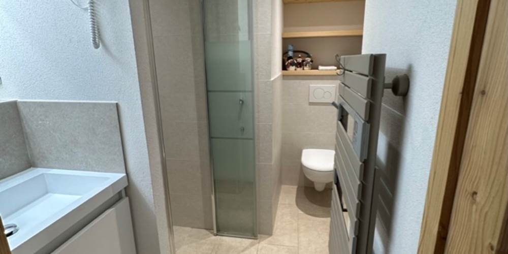 Vue de la salle de bain