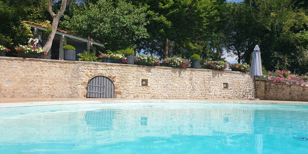 Moulin-Rouhaud-piscine