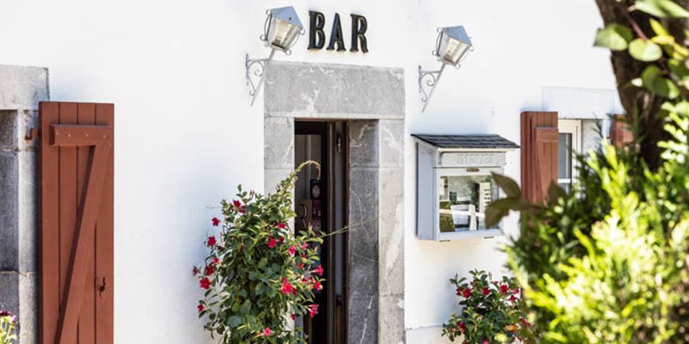 hotel-du-pont-abense-paysbasque-façade