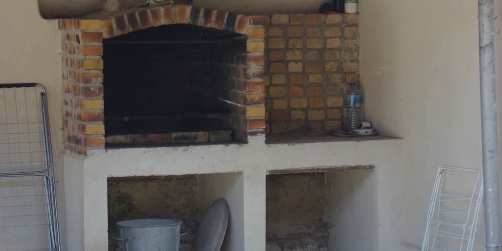 LA-SENTE-DES-VIGNES-LE-GITE-Barbecue
