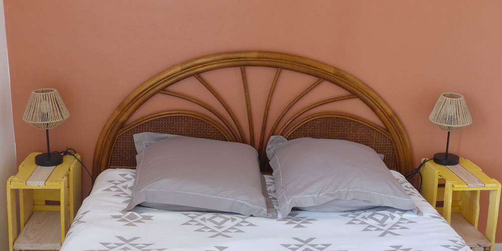 Chambre avec lit 2 personnes du Gîte de la Chevêche