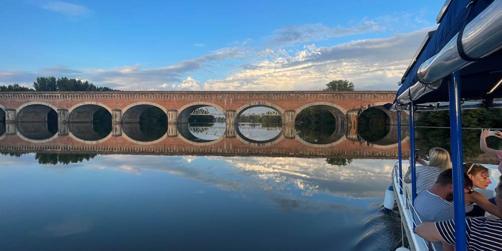 Pont Canal et Pont Ferroviaire du Cacor enjambant le Tarn à Moissac
