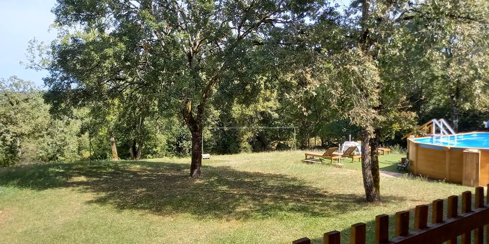 Piscine vue de la terrasse