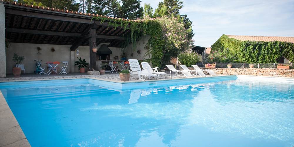CHÂTEAU-MAYLANDIE-Piscine
