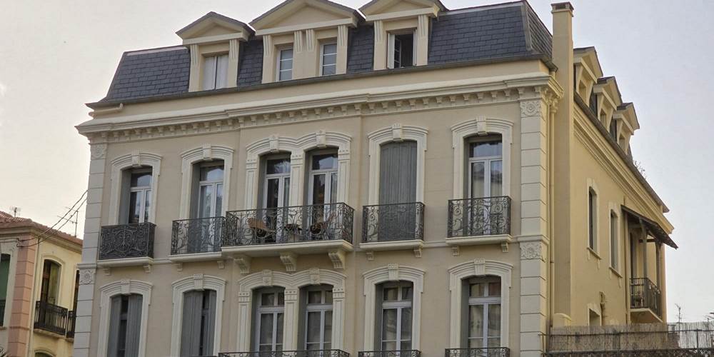 Maison classée de style Beaux-Arts, 1881. Fait partie du parcours architectural du Quartier gare.