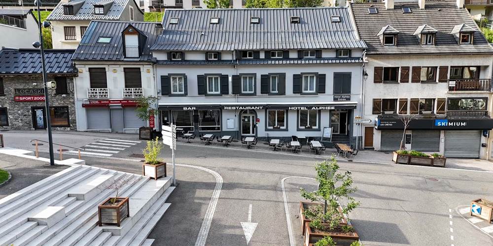 Hôtel Alphée - Barèges Tourmalet - Place Cinéma - Parking - Vue Haute