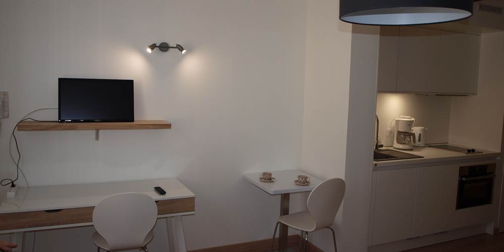 Studio 2 espace bureau et cuisine