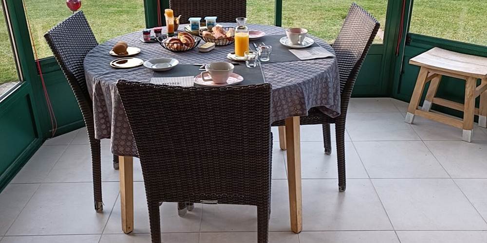 Petit déjeuner dans notre véranda