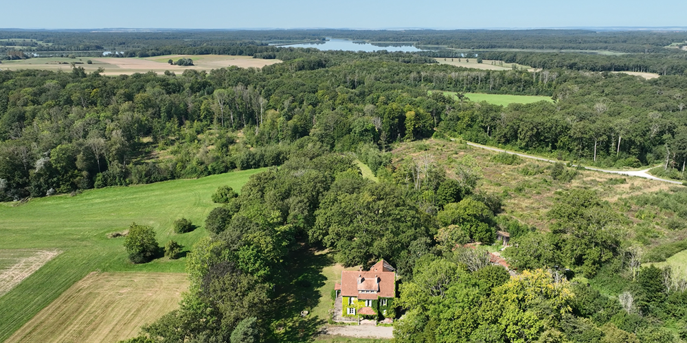Domaine-Haut-Ghor-Château-parc-Gondrexange-étang