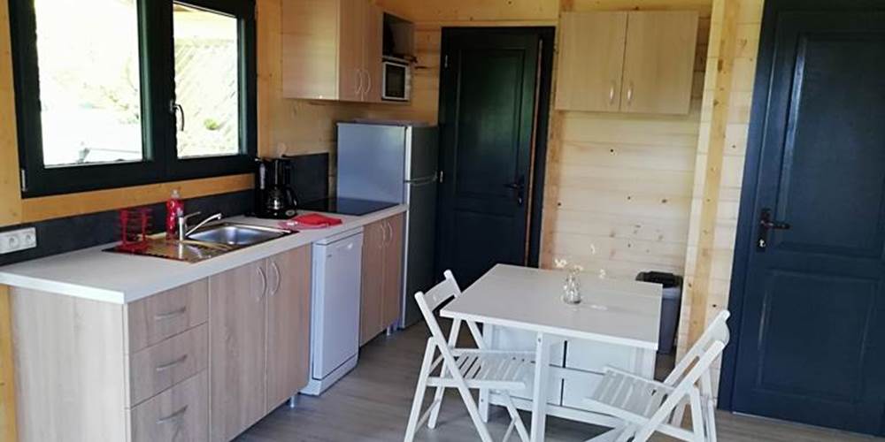 Village de Gîtes LES CHALETS DE GRAZIMIS - vacances dans le Gers - 31 interieur chalet