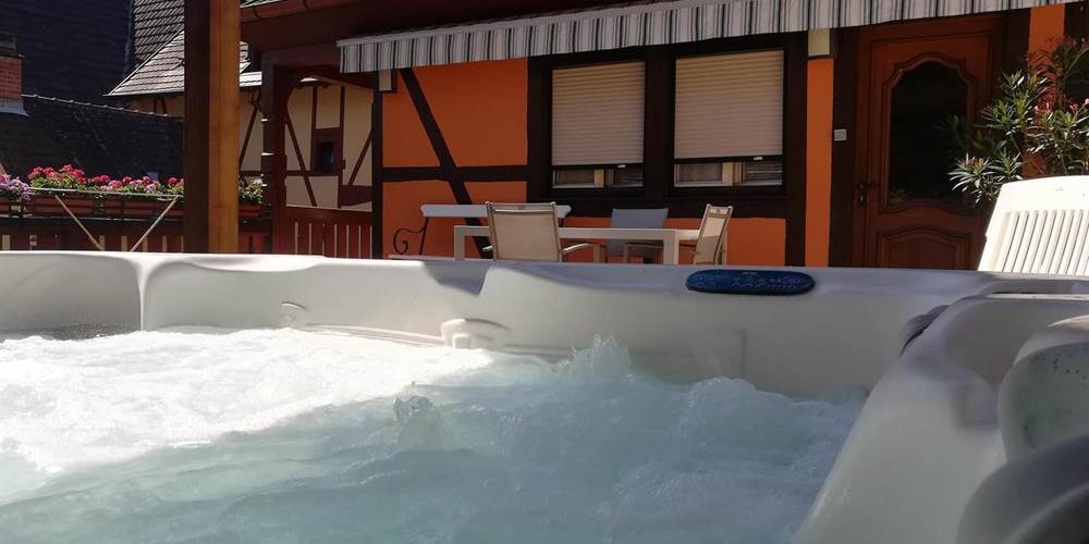 GITE VIGNOBLE ALSACE KAYSERSBERG Jacuzzi